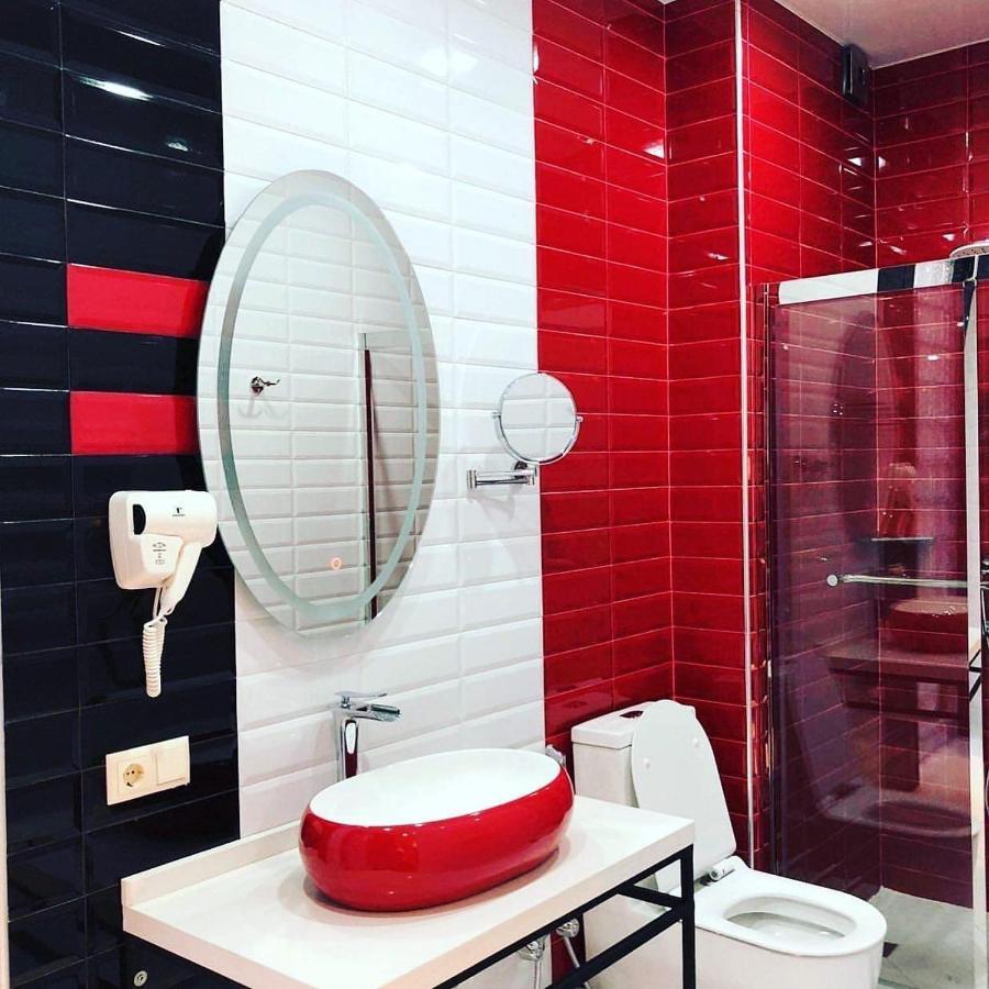 Otakhebi Hotel Сарпи Екстериор снимка