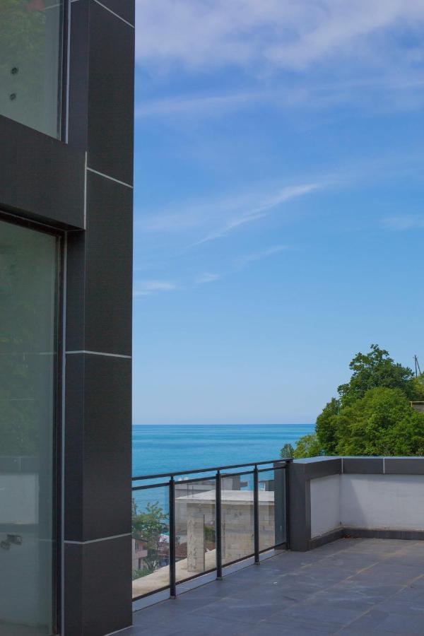 Otakhebi Hotel Сарпи Екстериор снимка