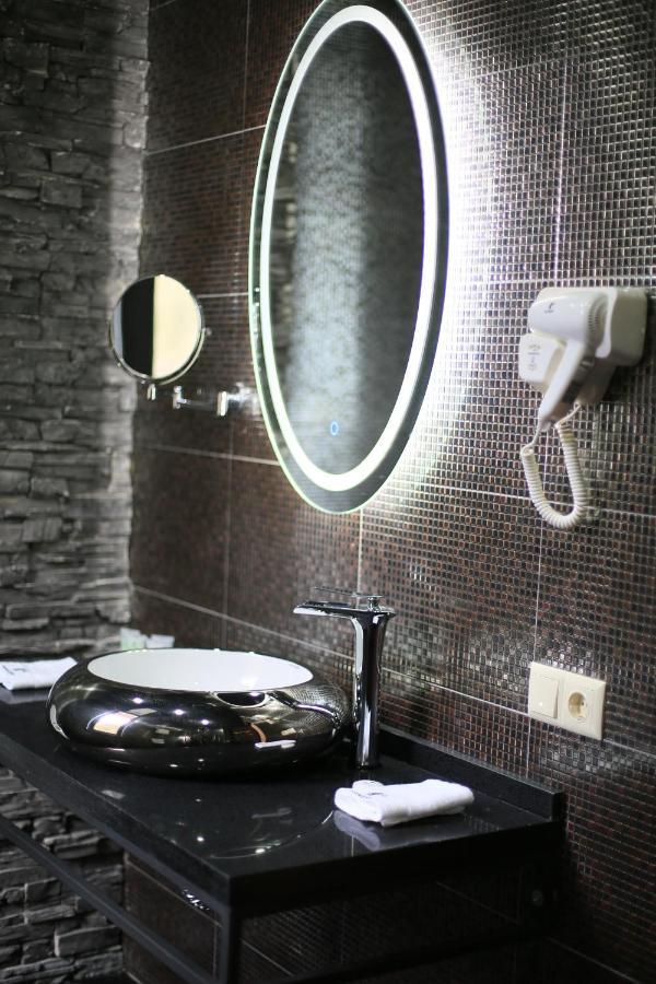 Otakhebi Hotel Сарпи Екстериор снимка
