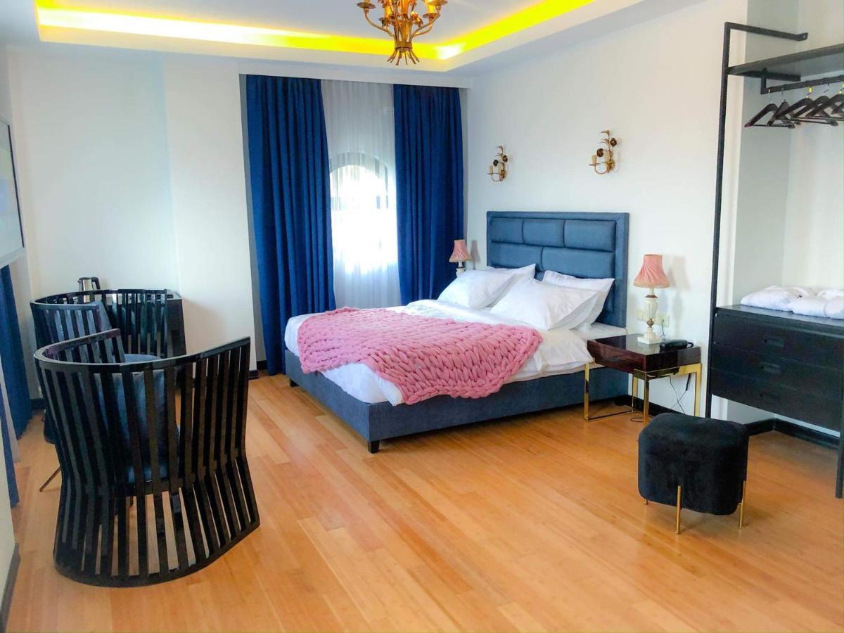 Otakhebi Hotel Сарпи Екстериор снимка