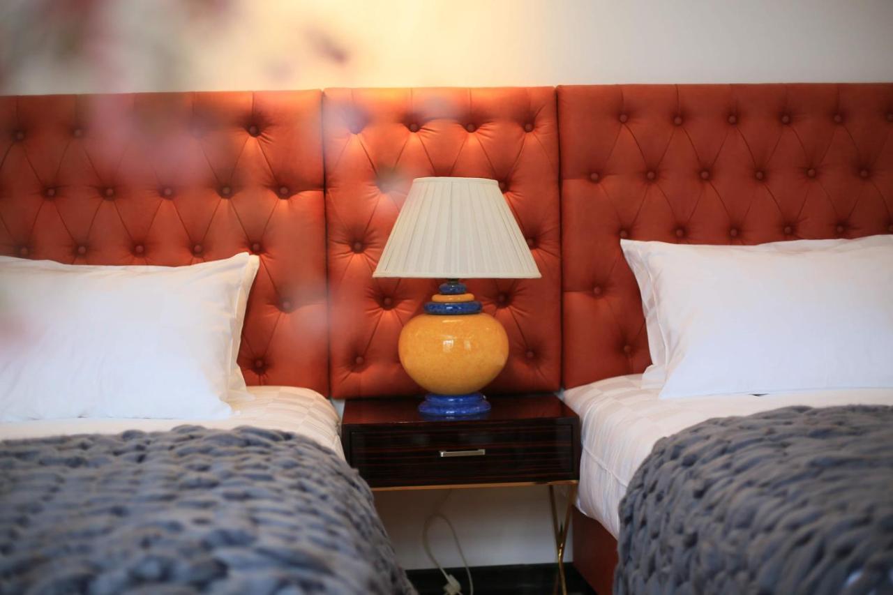 Otakhebi Hotel Сарпи Екстериор снимка