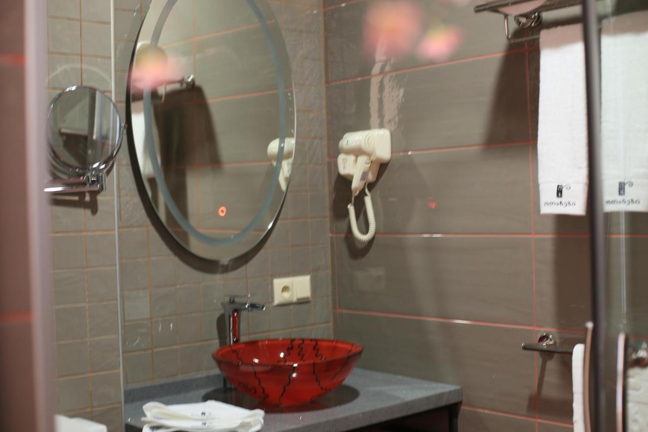 Otakhebi Hotel Сарпи Екстериор снимка